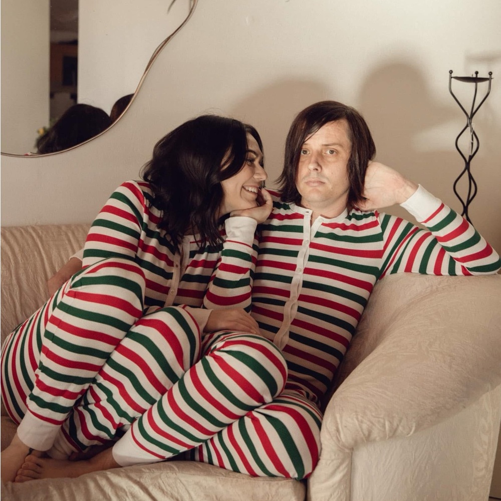 Couples + Dog Christmas outfit